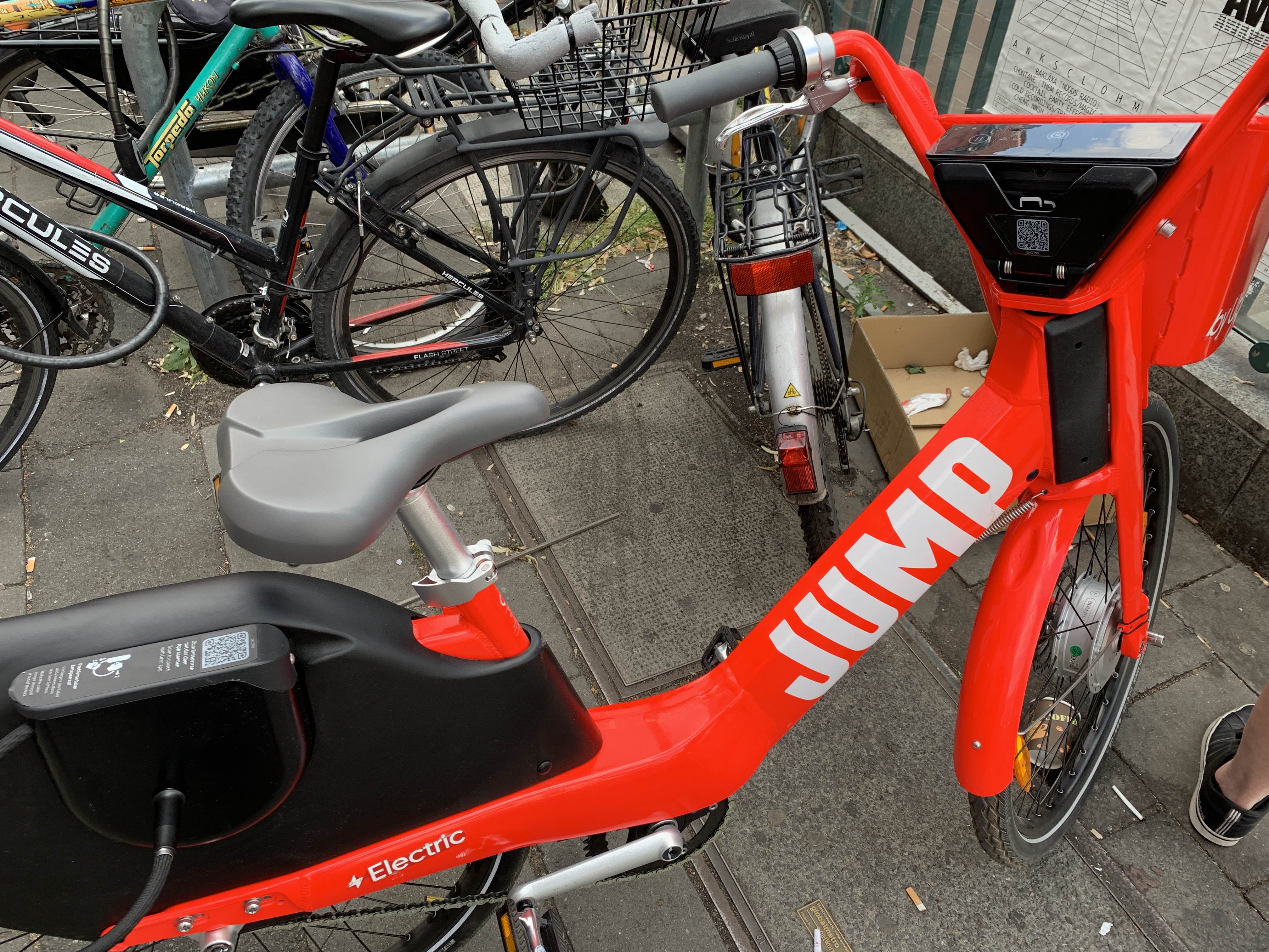 Uberの電動自転車シェアサービス「JUMP」がめちゃ便利で快適 